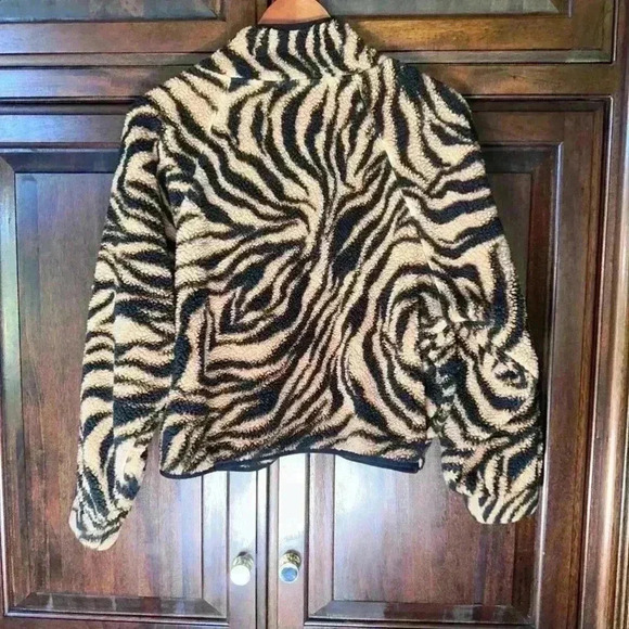 Love Fire Los Angeles Ballon Sleeves Sherpal Jacket S/P Black Orange - Picture 7 of 10